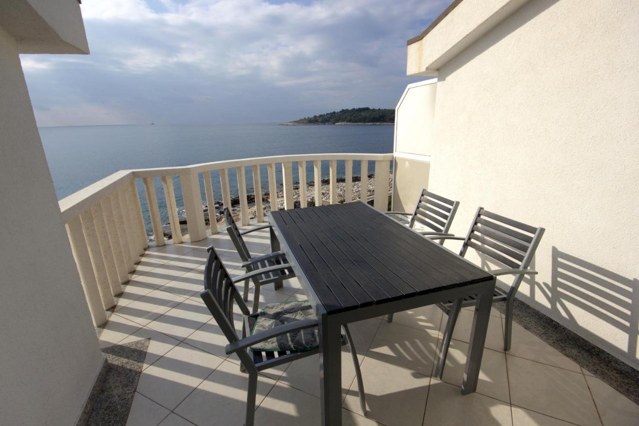 Seaside Apartments With A Swimming Pool Zecevo Rtic, Rogoznica - 8366 Kültér fotó