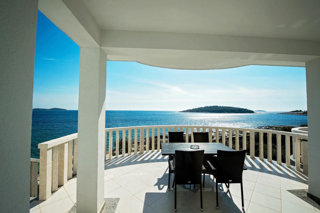 Seaside Apartments With A Swimming Pool Zecevo Rtic, Rogoznica - 8366 Kültér fotó