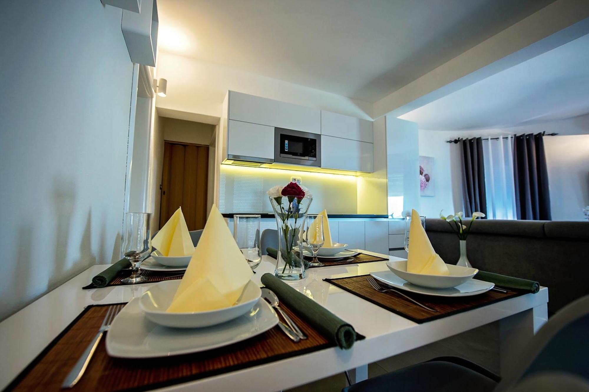 Seaside Apartments With A Swimming Pool Zecevo Rtic, Rogoznica - 8366 Szoba fotó